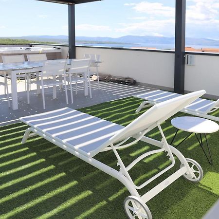 Apartments Terra Sun With Private Pool Or Jacuzzi นยีวีเซ ภายนอก รูปภาพ