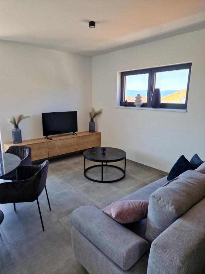 Apartments Terra Sun With Private Pool Or Jacuzzi นยีวีเซ ภายนอก รูปภาพ