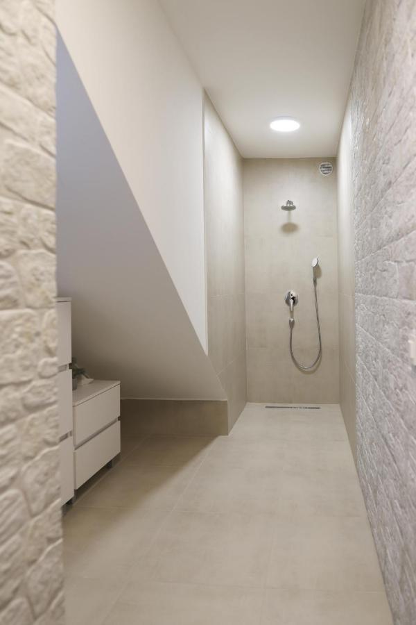 Apartments Terra Sun With Private Pool Or Jacuzzi นยีวีเซ ภายนอก รูปภาพ