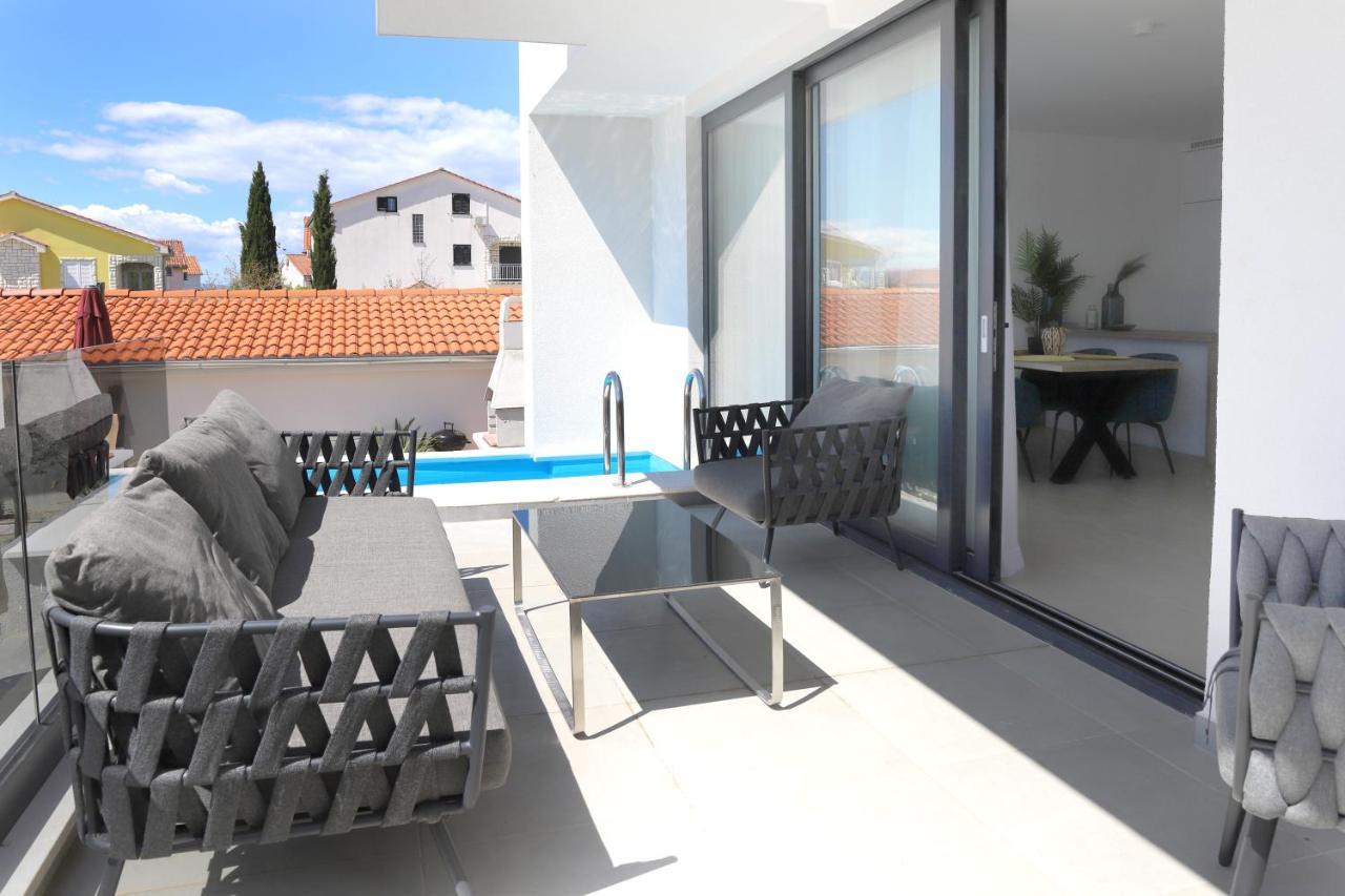Apartments Terra Sun With Private Pool Or Jacuzzi นยีวีเซ ภายนอก รูปภาพ