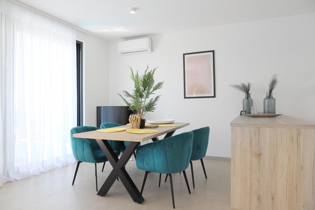 Apartments Terra Sun With Private Pool Or Jacuzzi นยีวีเซ ภายนอก รูปภาพ