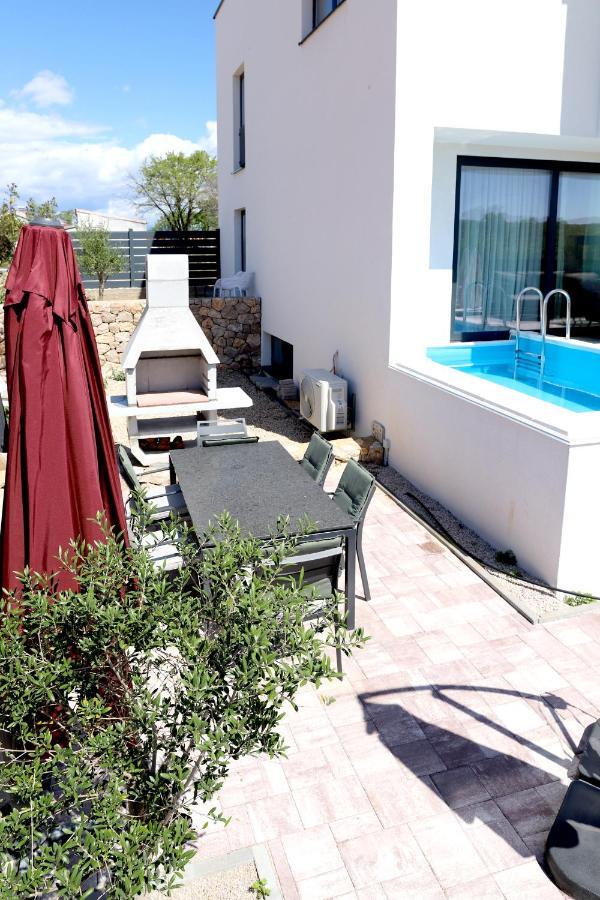 Apartments Terra Sun With Private Pool Or Jacuzzi นยีวีเซ ภายนอก รูปภาพ
